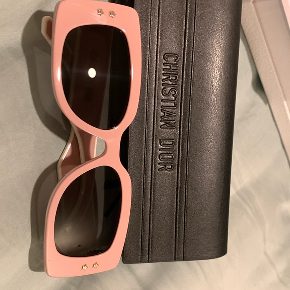 Brand new and authentic limited edition fashion pink cat like sunglasses CHANEL main image 13